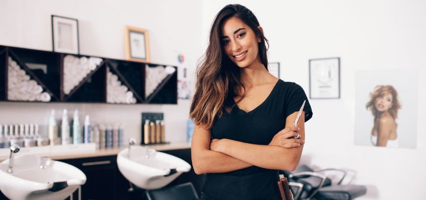 A hairstylist in Wellington, Florida.