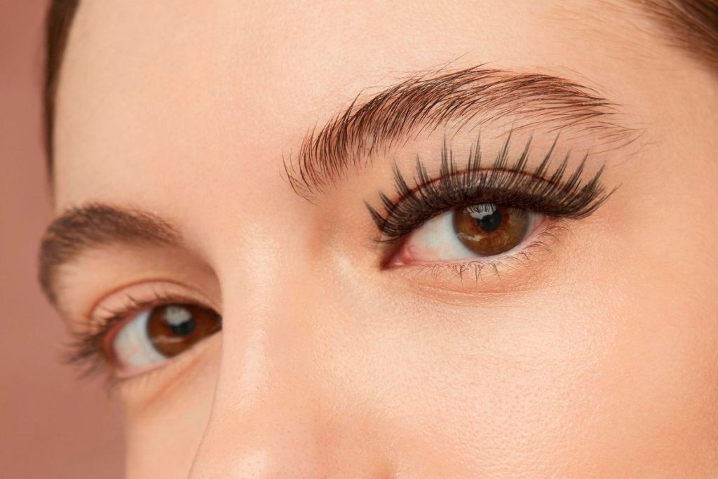 Classic Lash Extensions 101: The Beginner’s Complete Guide